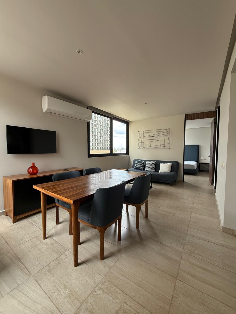 Estudio Ejecutivo Parkside | Totalmente Amueblado & Equipado